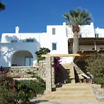 Oasis A Magical Garden In * Mykonos Town
