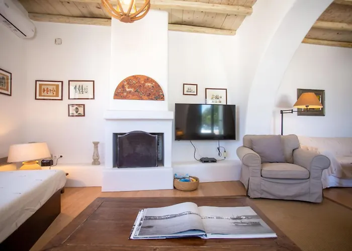 Oasis A Magical Garden In Mykonos Town